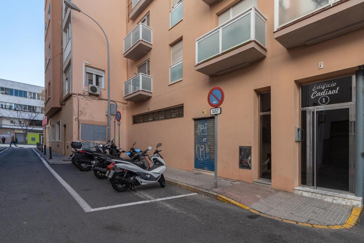 Apartamento Cadiz Be Kind Luaran gambar