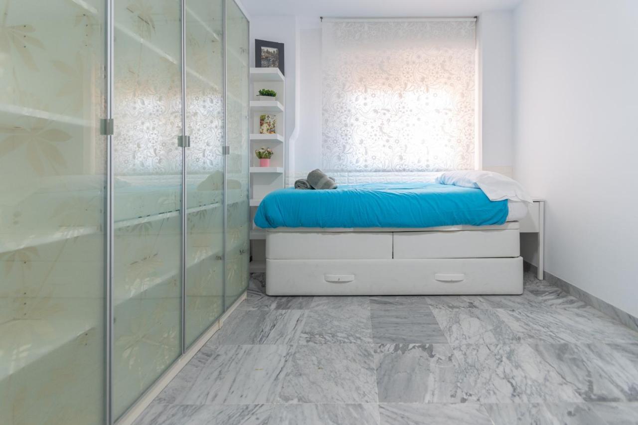 Apartamento Cadiz Be Kind Luaran gambar